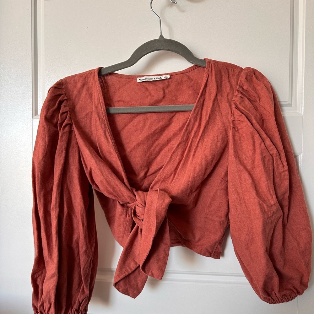 Abercrombie Twist Tie top - size Small